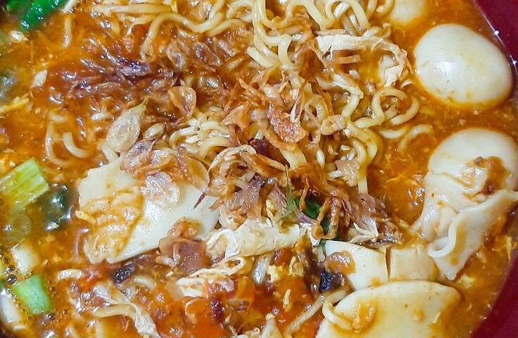 Resep Masakan Mie Nyemek Hangat Dan Lezat Yang Sangat Cocok Jadi Teman Saat Hujan🍜